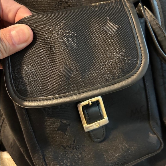 Backpack - Picture 11 of 11